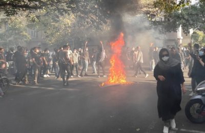 İran’da lise öğrencisi Asra Panahi dövülerek öldürüldü